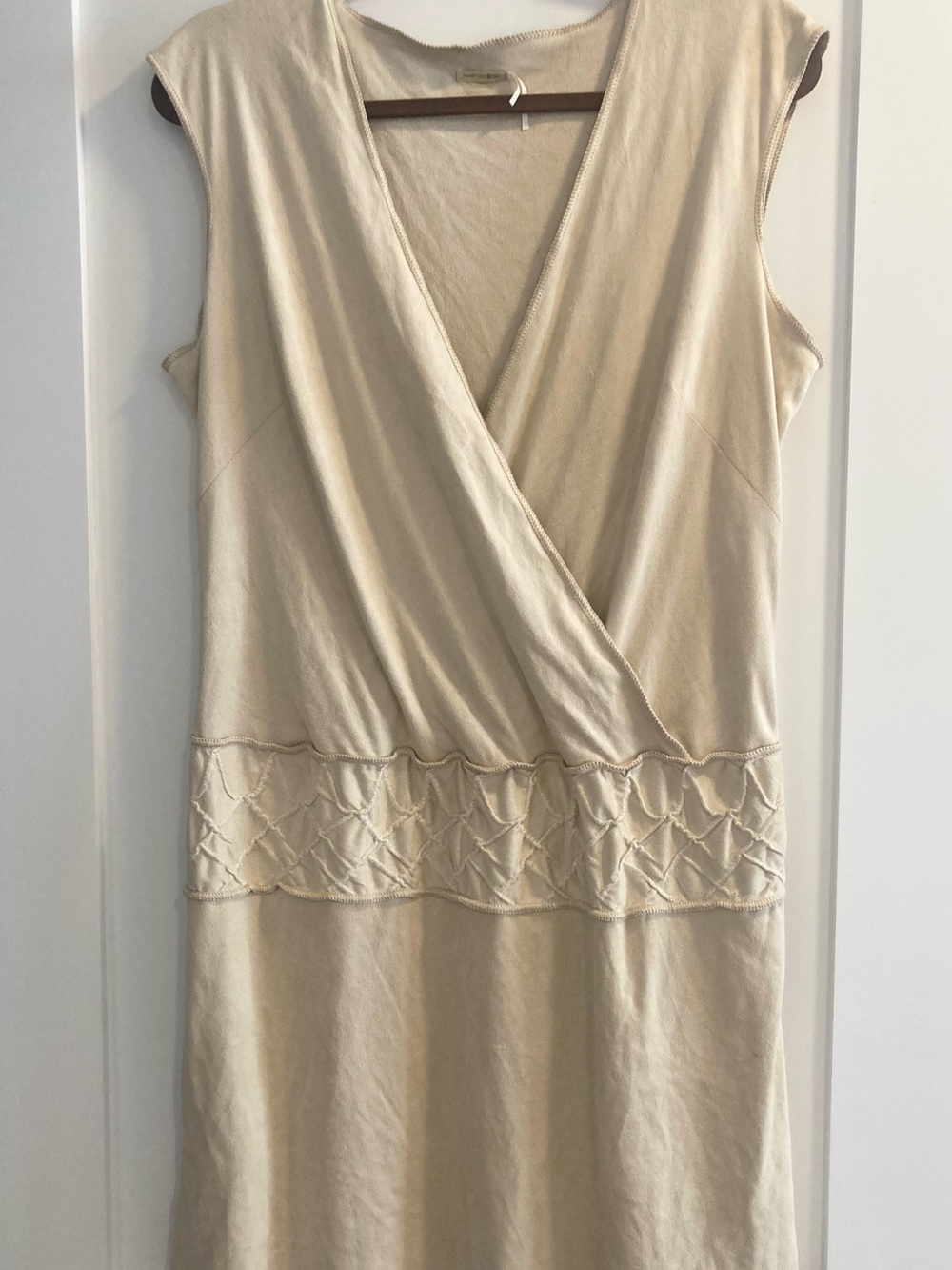 Vintage Max Studio Cream Light Weight Suede Sleeveless Wrap Front Dress